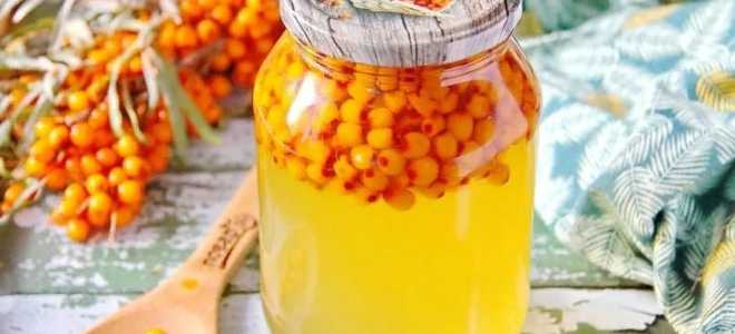 Как приготовить облепиховое масло в домашних условиях из облепихи, жмыха, ягодных косточек и сока